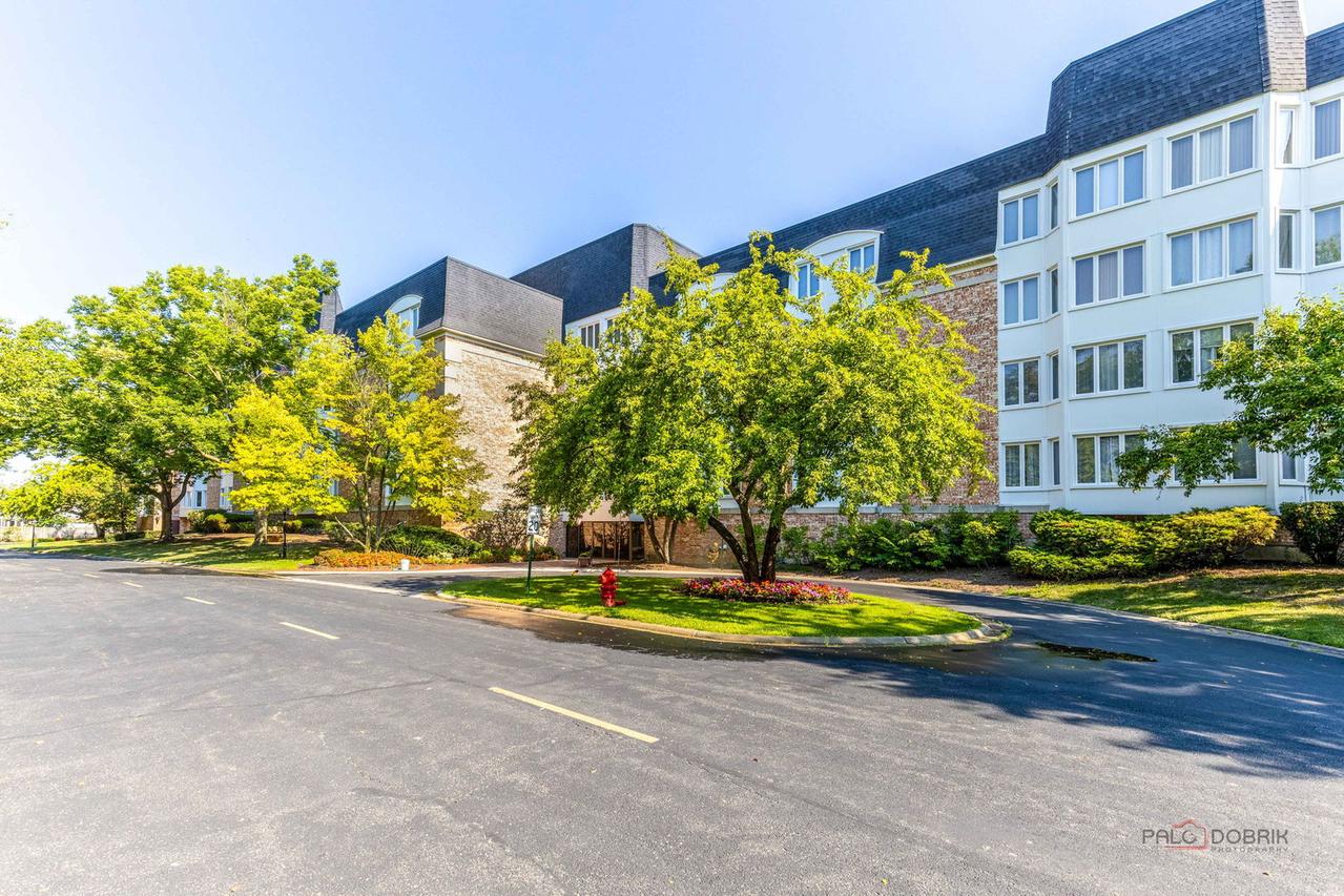 200 Lake Blvd. #457, Buffalo Grove, IL 60089