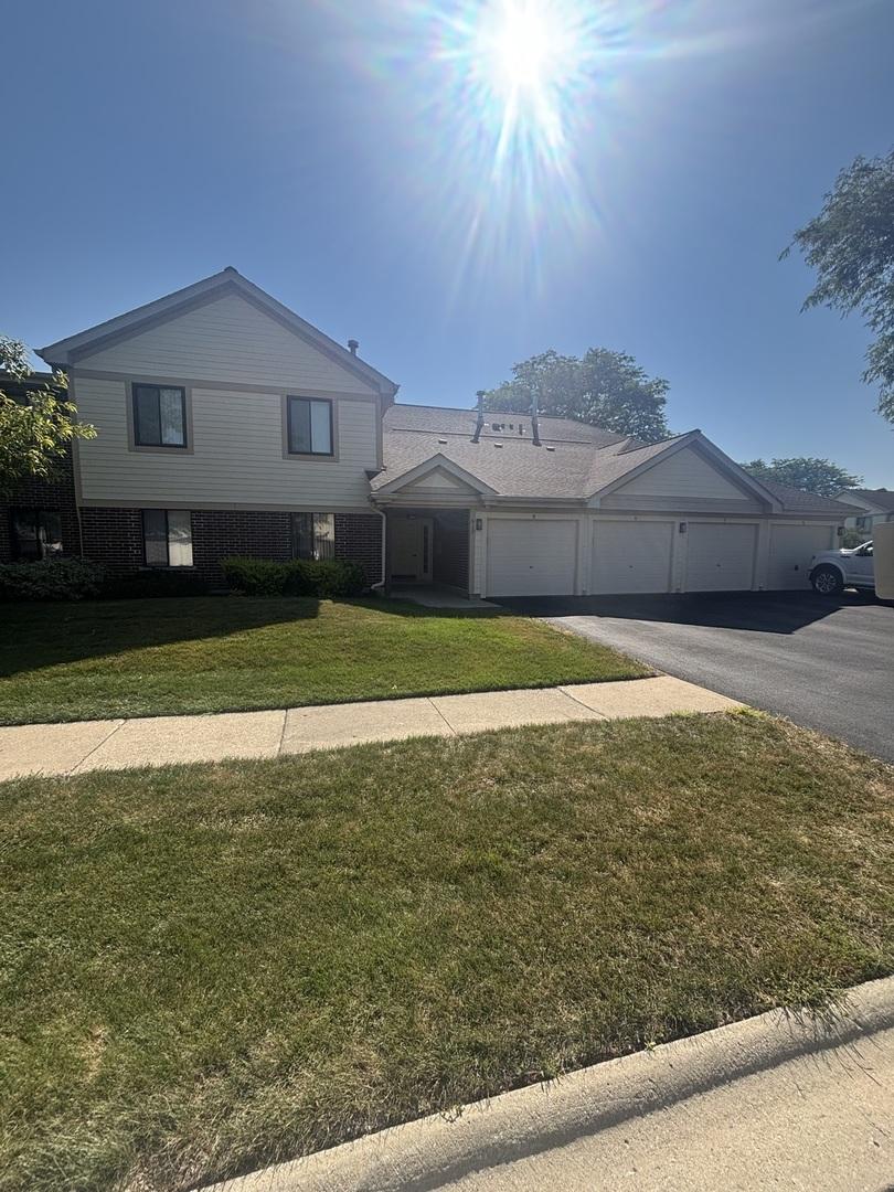 813 E Carriage Ln. #5, Palatine, IL 60074