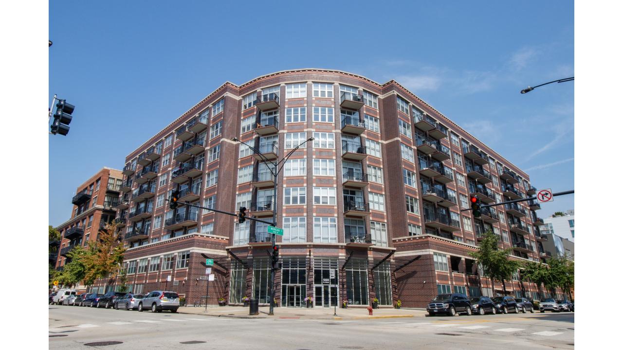 1000 W Adams St. #710, Chicago, IL 60607