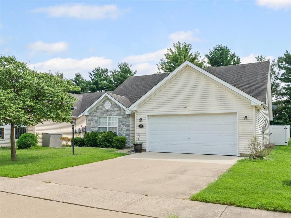 617 Doisy Ln., Champaign, IL 61822