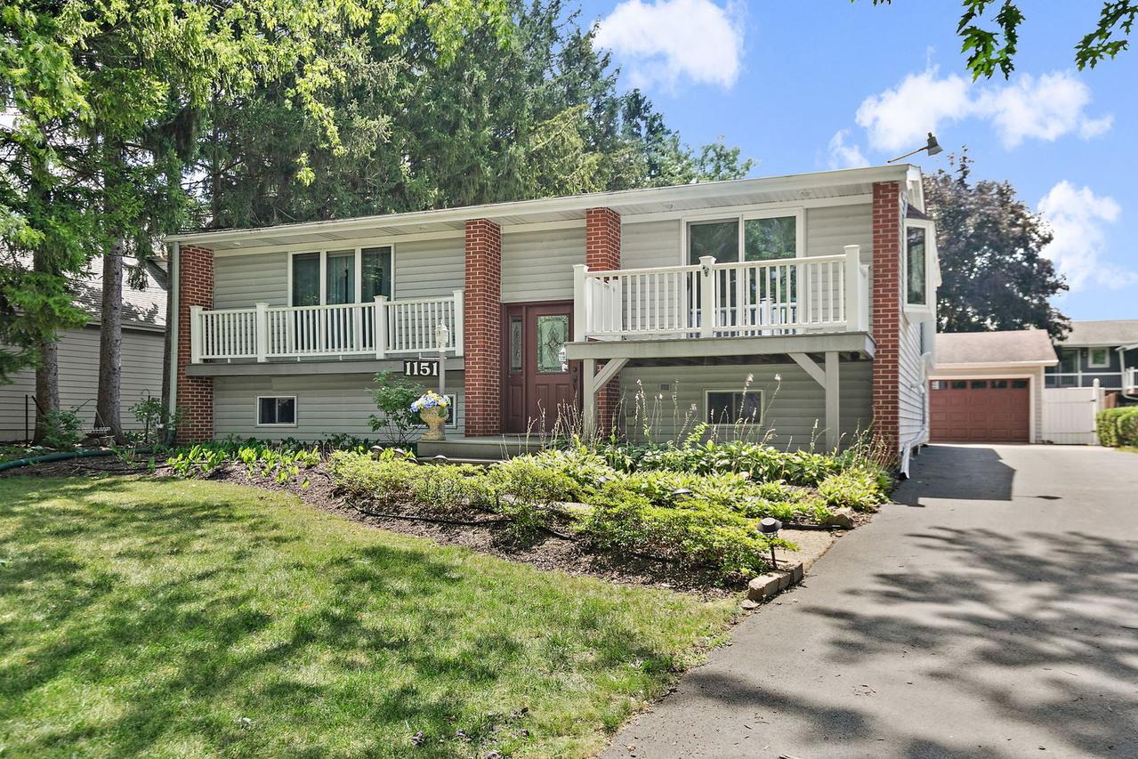 1151 Country Club Rd., Lake Zurich, IL 60047