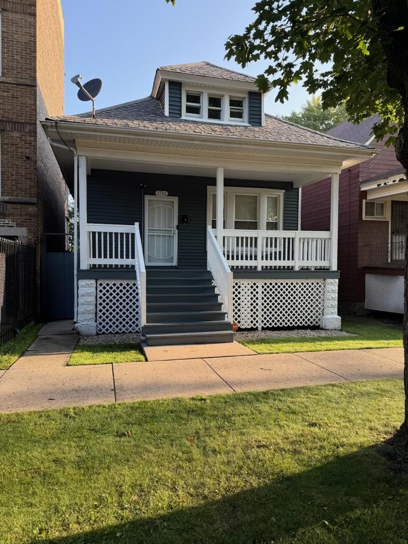 2706 E 78th St., Chicago, IL 60649