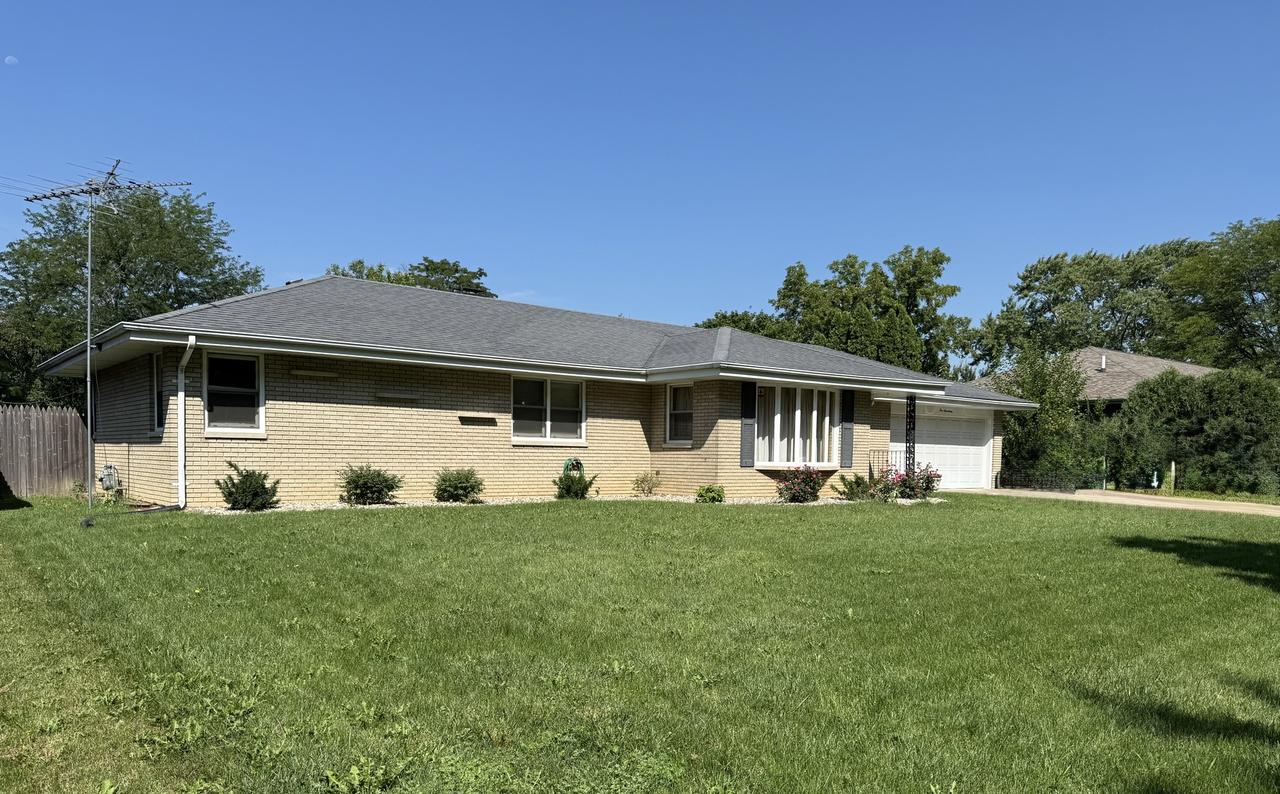 517 Terry Dr., Joliet, IL 60435