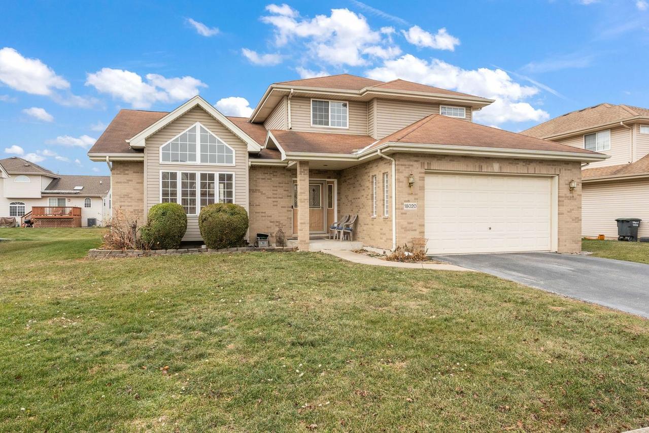 18020 Charlotte Dr., Lansing, IL 60438