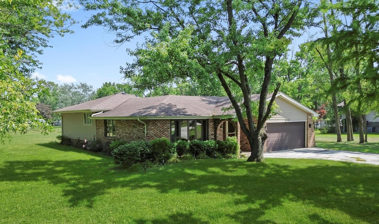 26521 S Greenwood Ave., Crete, IL 60417