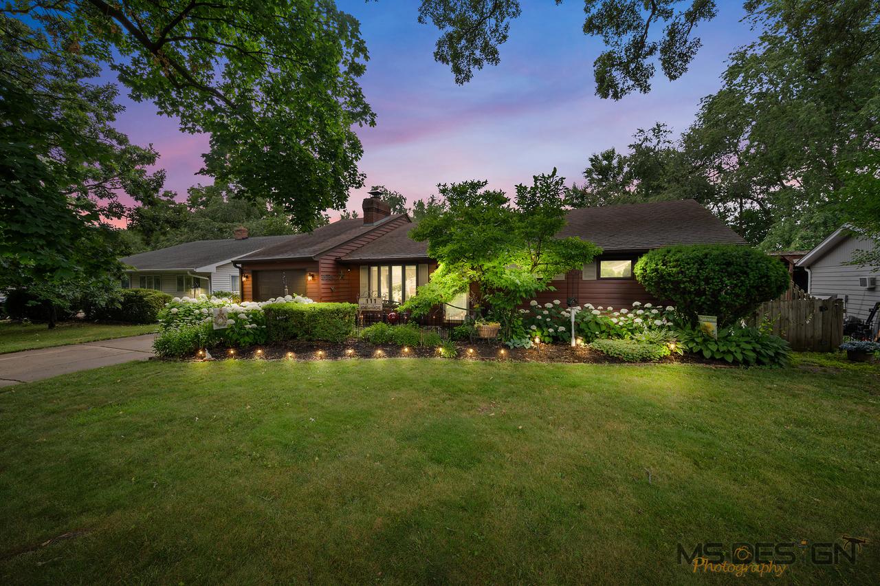 111 Tilton Park Dr., Dekalb, IL 60115