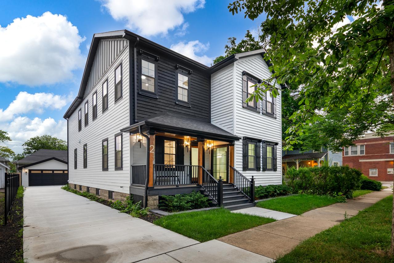 223 Center St., Naperville, IL 60540
