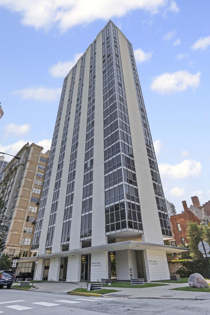 1555 N Dearborn Pkwy. #10E-D, Chicago, IL 60610