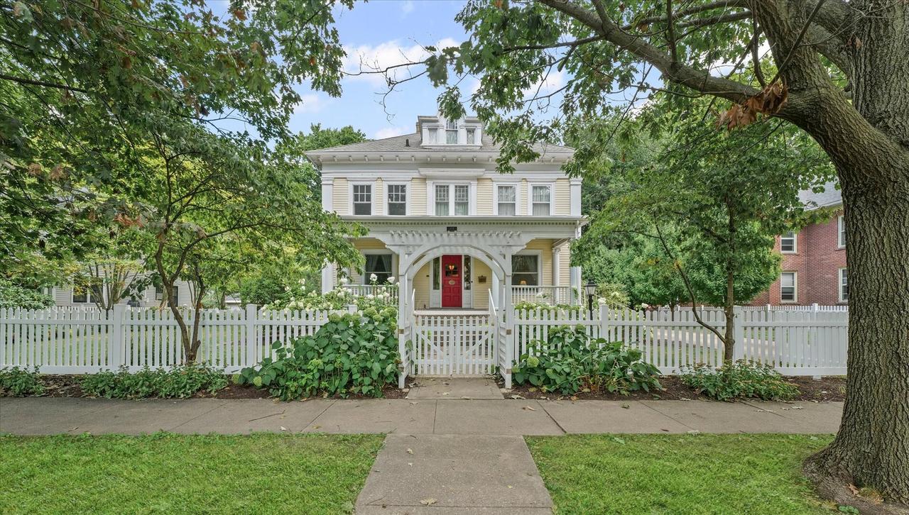 1018 W Church St., Champaign, IL 61821