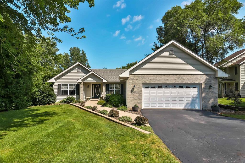 105 Thornhill Dr., Poplar Grove, IL 61065
