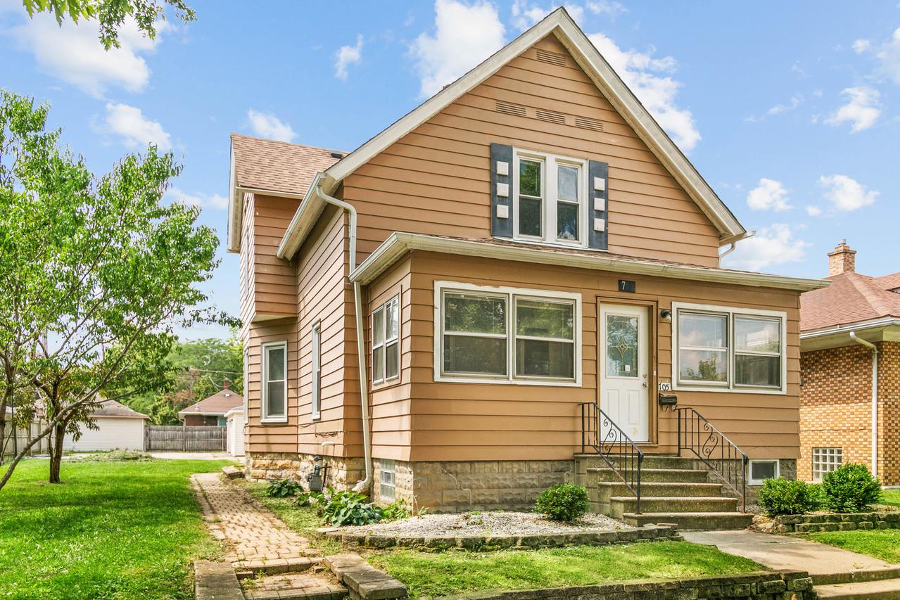 705 Nicholson St., Joliet, IL 60435