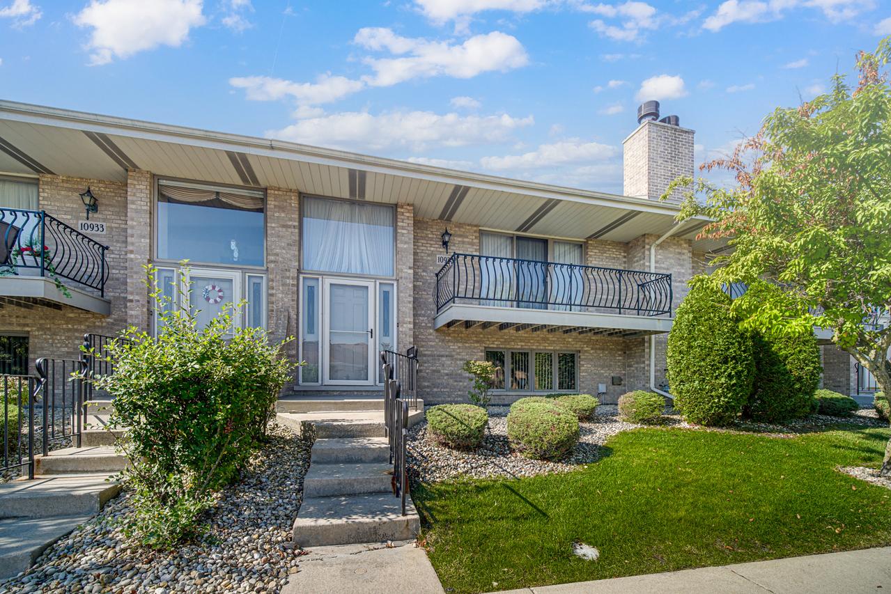 10935 California Ct. #185, Orland Park, IL 60467