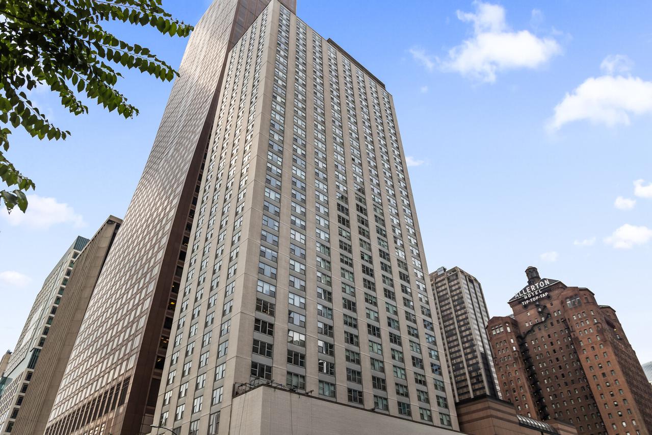 777 N Michigan Ave. #2206, Chicago, IL 60611