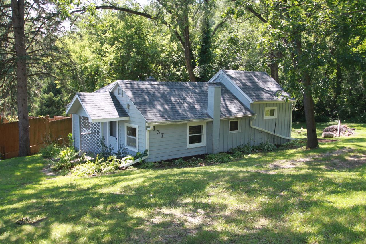 137 S Salem St., Cherry Valley, IL 61016