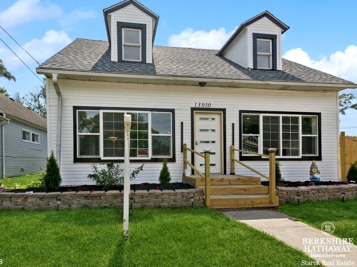 13910 Lincoln Ave., Dolton, IL 60419