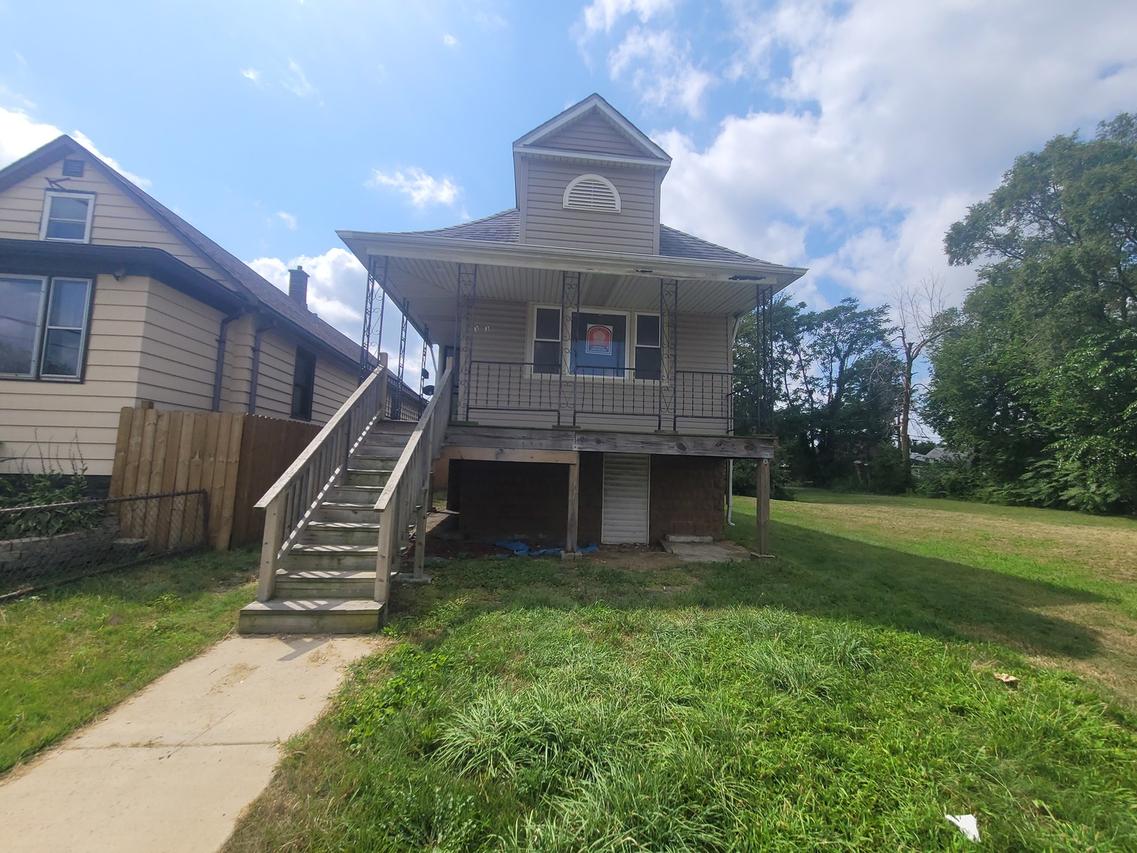 303 W 153rd Pl., Calumet City, IL 60409