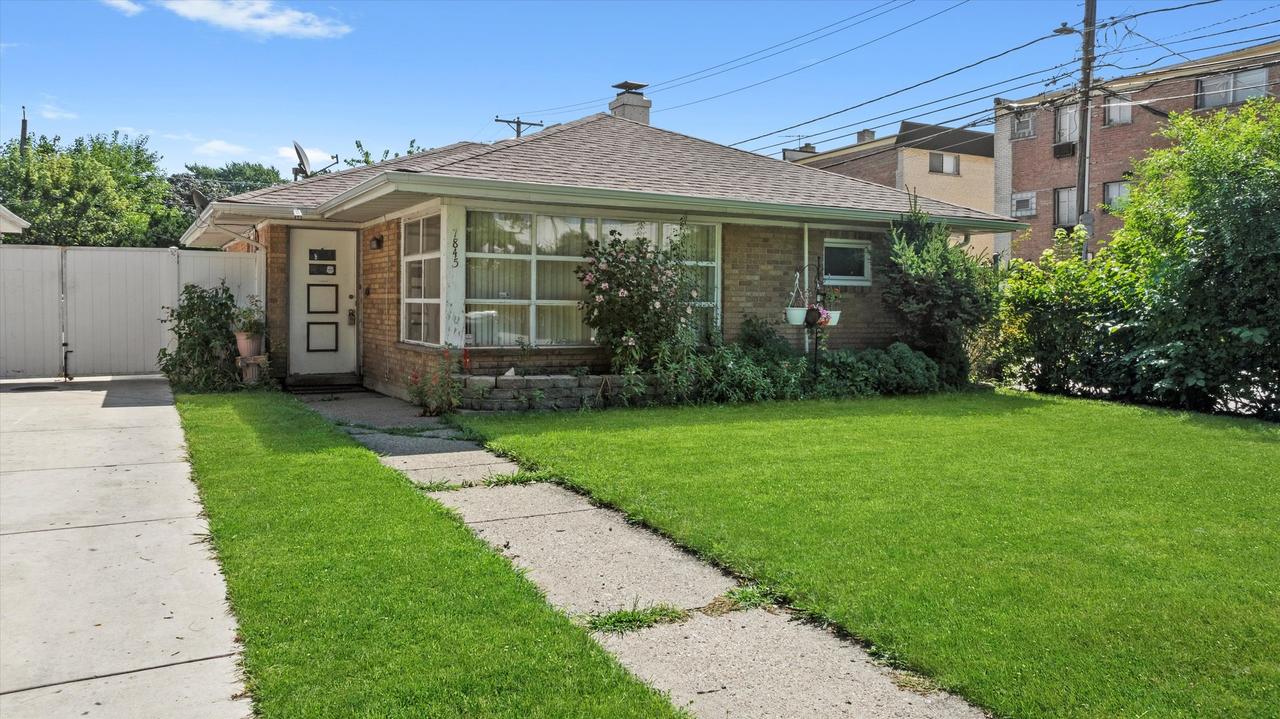 7845 S Kilpatrick Ave., Chicago, IL 60652
