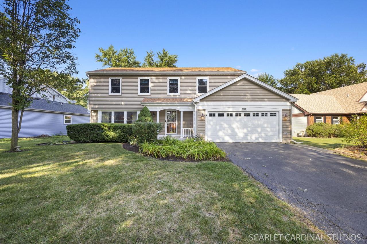2044 Templar Dr., Naperville, IL 60565