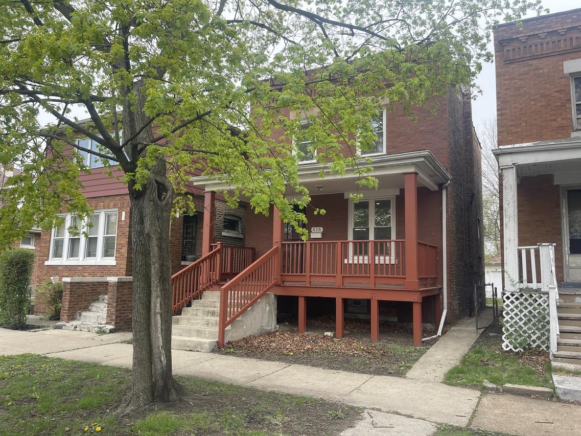 616 E 90th St., Chicago, IL 60619