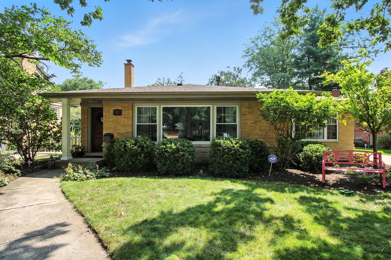 917 N Brainard Ave., La Grange Park, IL 60526