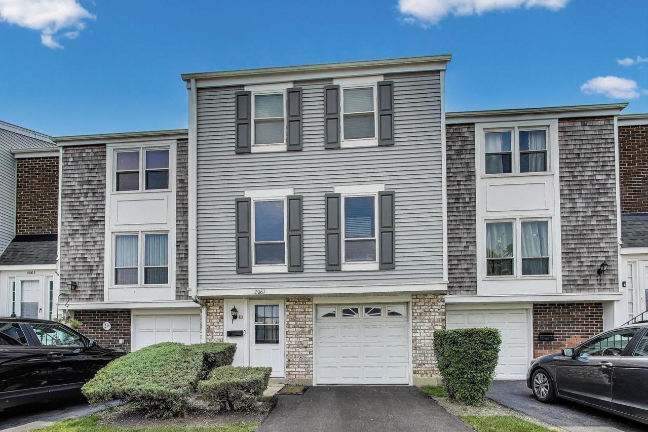 2067 Kettering Rd., Hoffman Estates, IL 60169