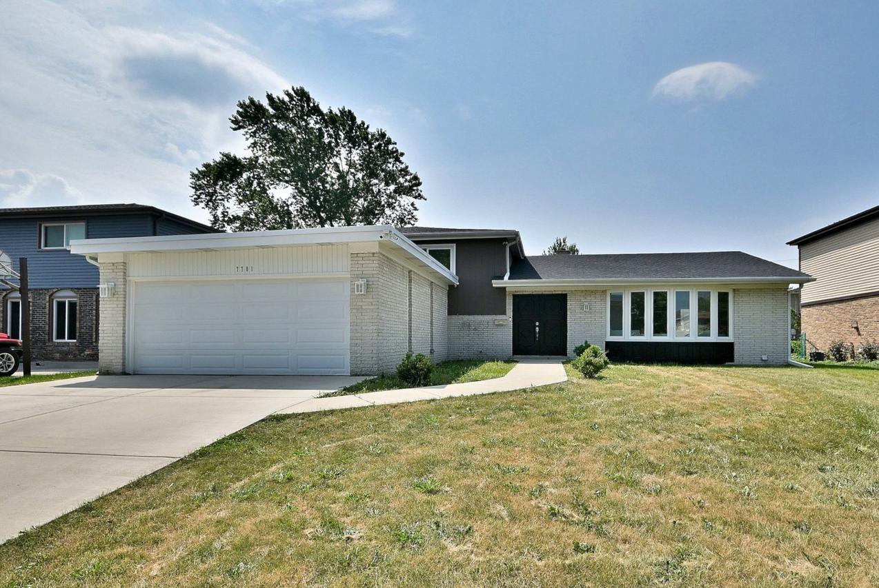 7701 Lake St., Morton Grove, IL 60053