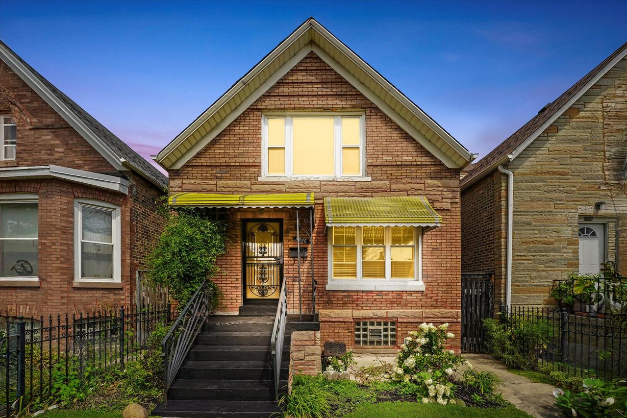 3546 W Hirsch St., Chicago, IL 60651