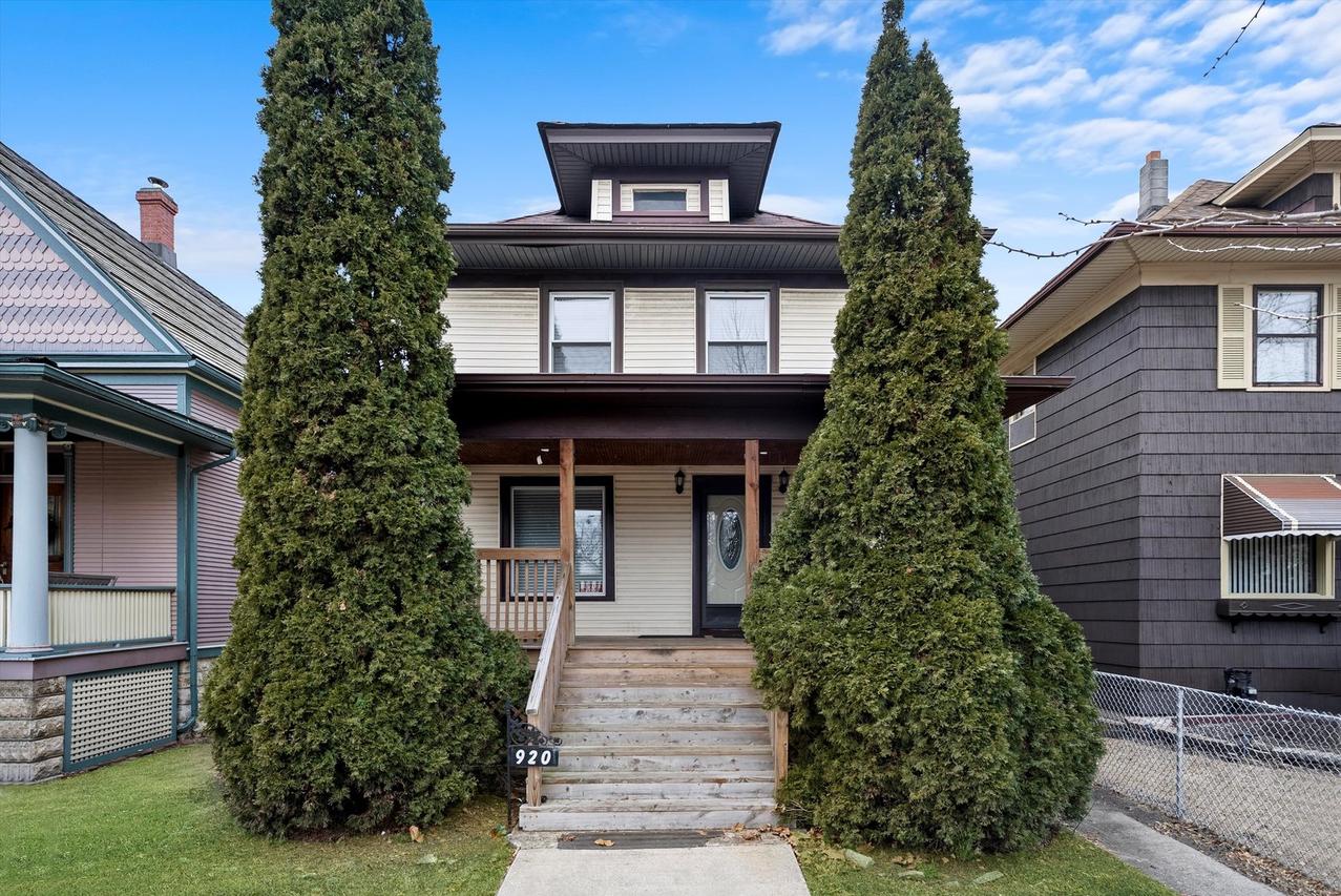 920 N Massasoit Ave., Chicago, IL 60651