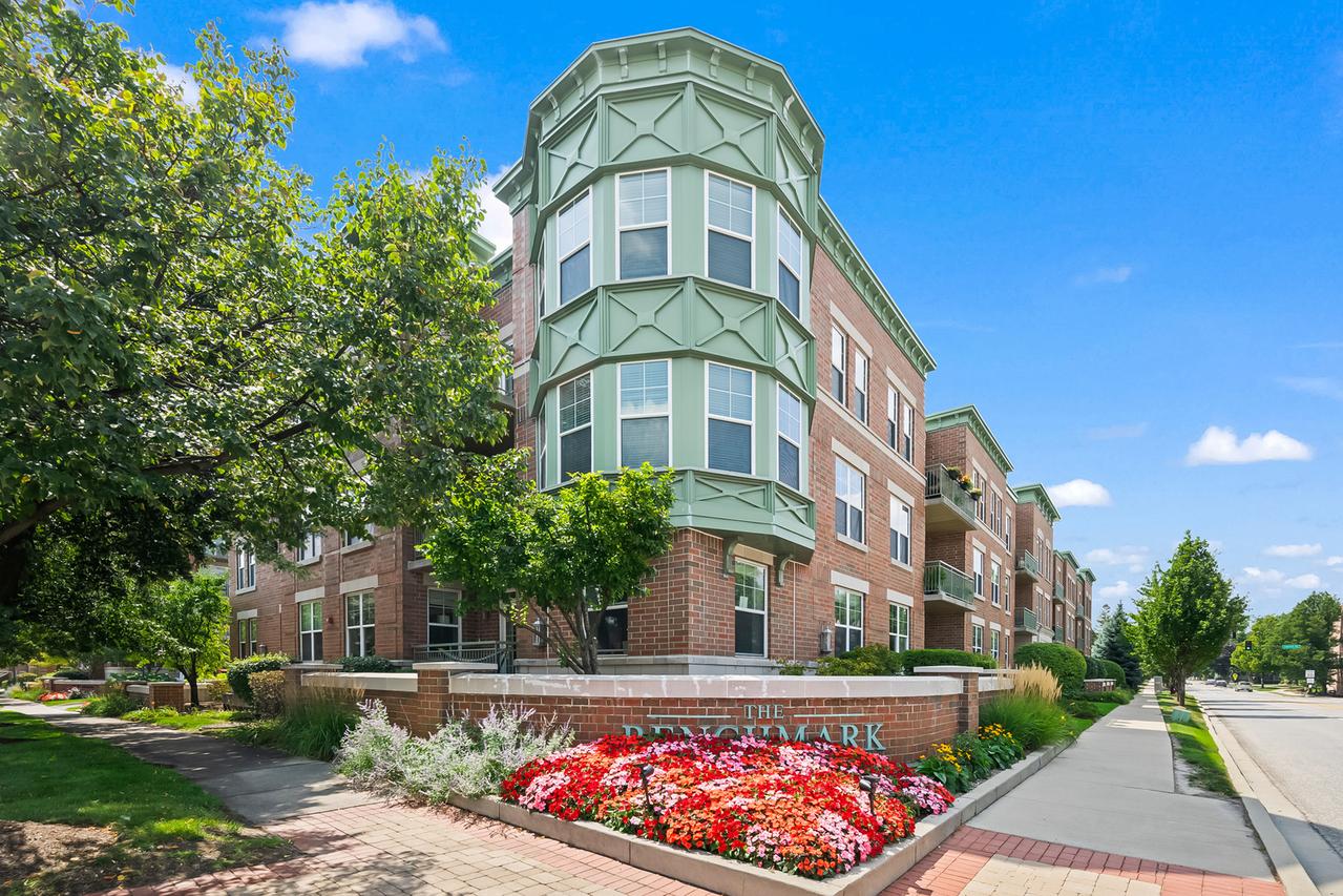 133 W Palatine Rd. #107A, Palatine, IL 60067