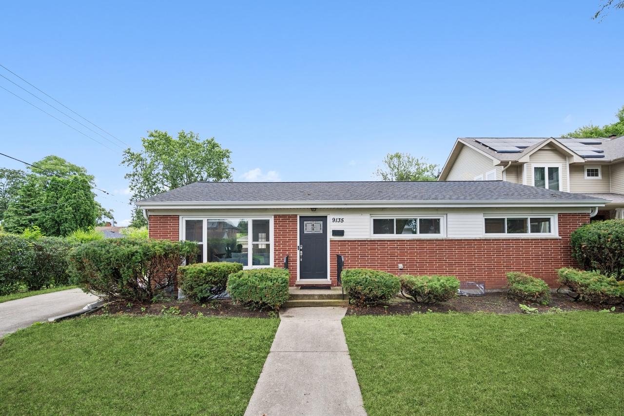 9135 Menard Ave., Morton Grove, IL 60053