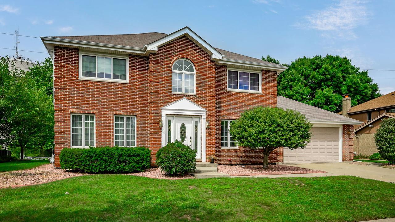 17800 Iroquois Trace, Tinley Park, IL 60477