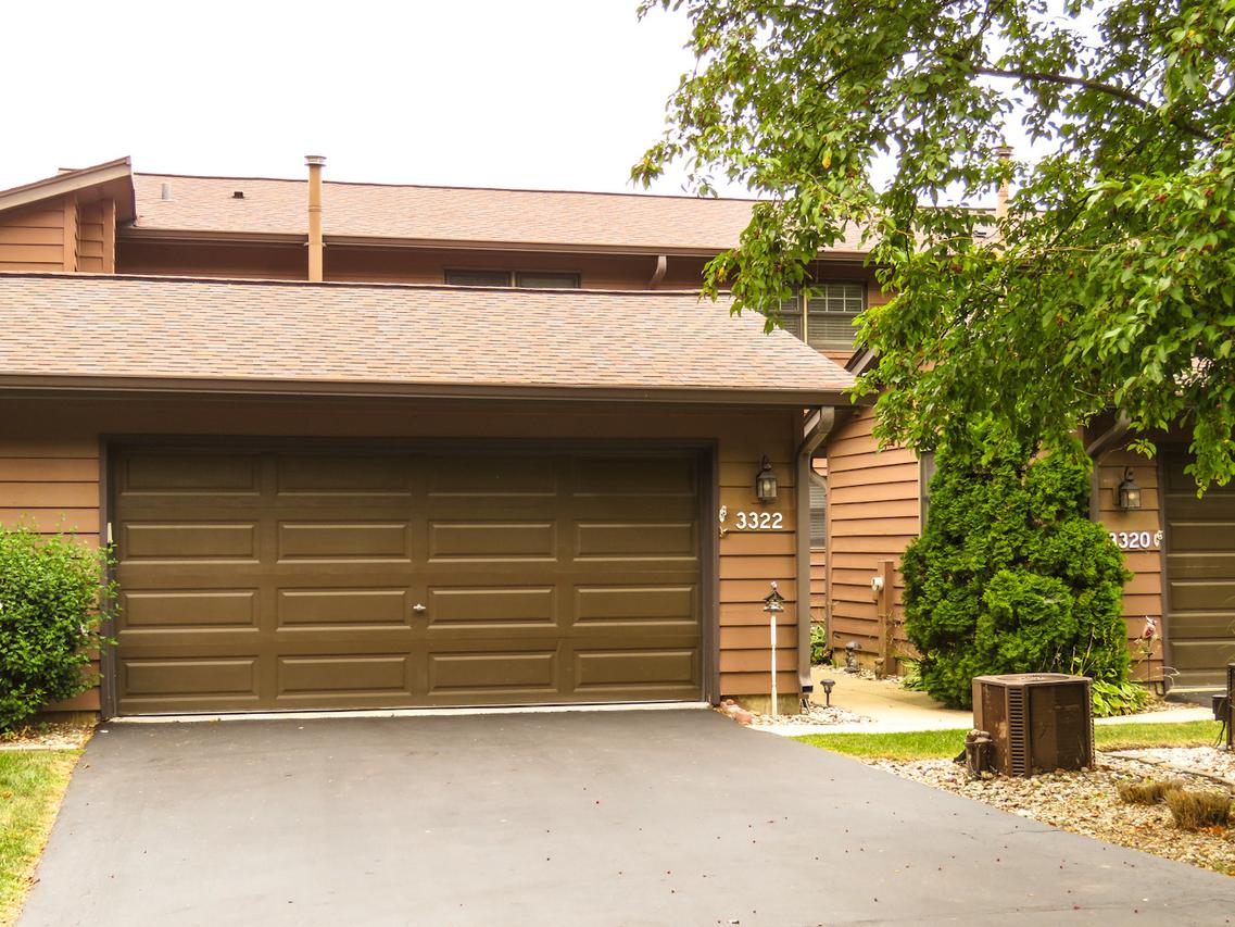 3322 Alethea Dr., Algonquin, IL 60102