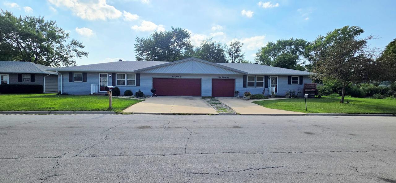 429-431 Bisaillon Dr., Bourbonnais, IL 60914