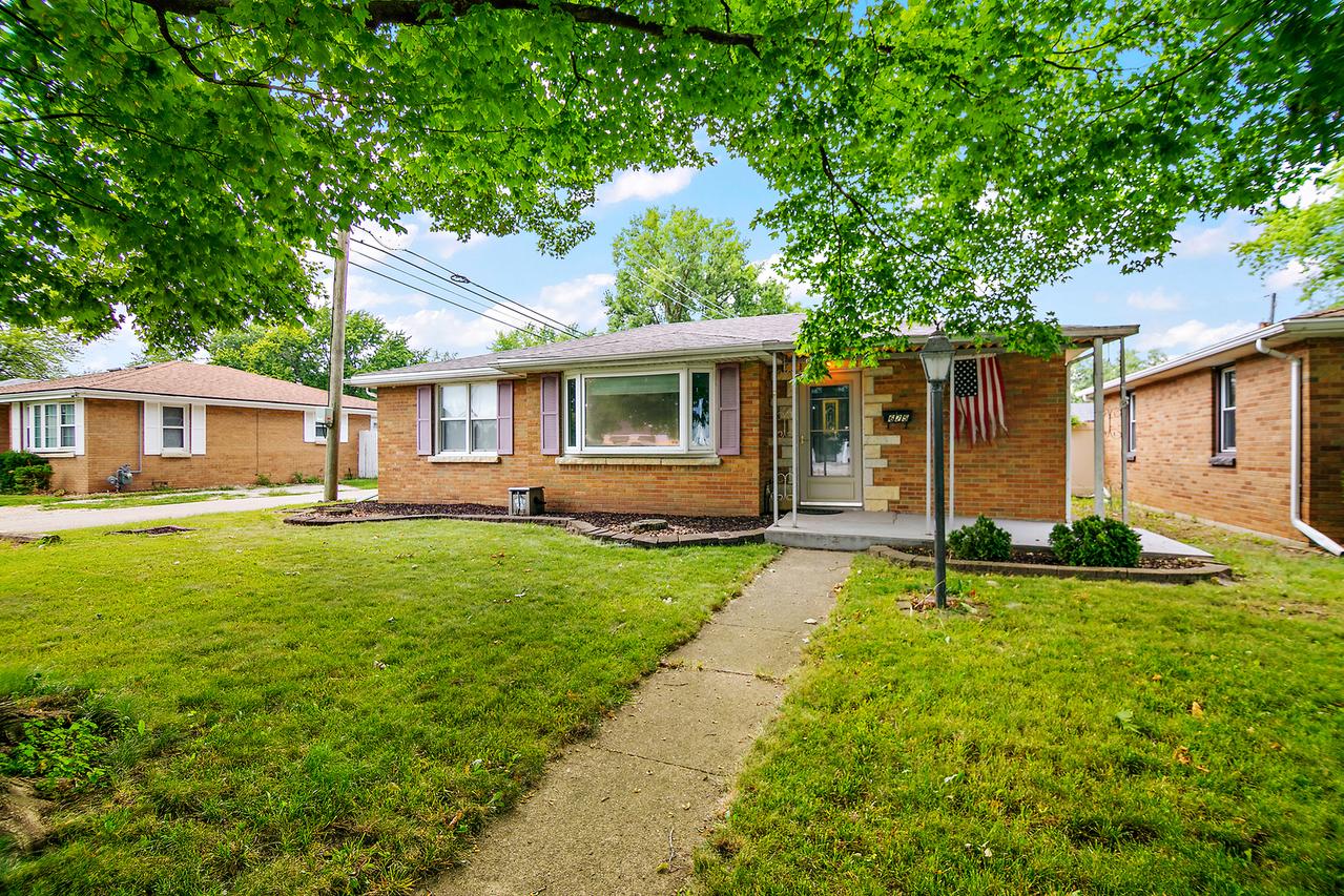 675 E Broadway St., Bradley, IL 60915