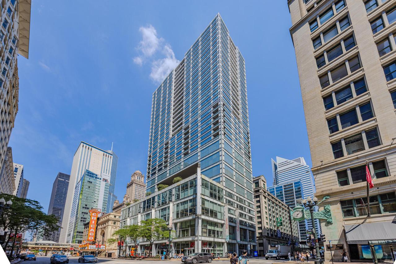 8 E Randolph St. #2503, Chicago, IL 60601