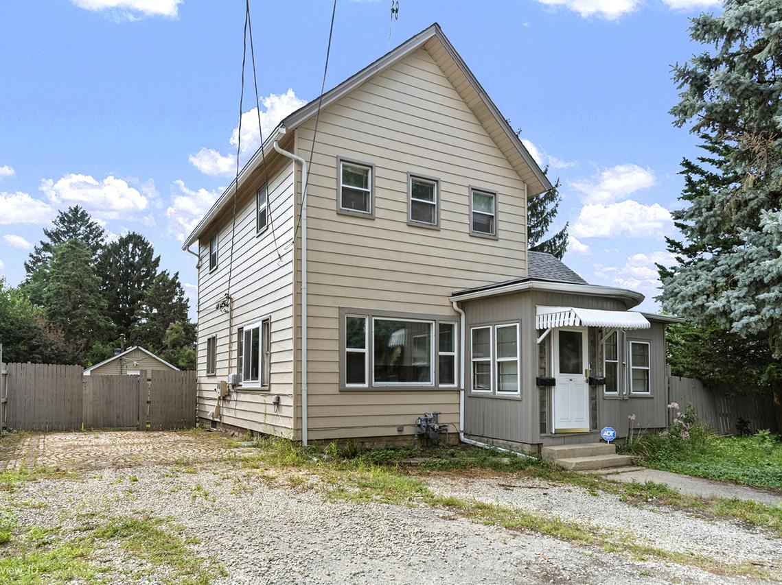 1513 Connor Ave., Lockport, IL 60441