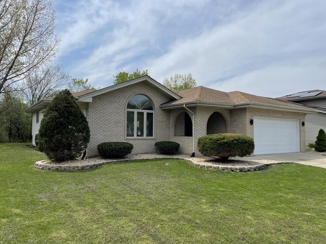425 Tamarack St., Park Forest, IL 60466