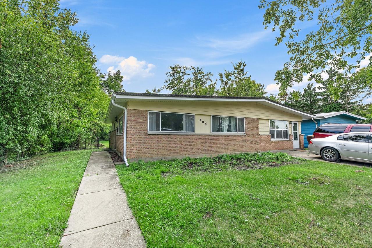 305 Somonauk St., Park Forest, IL 60466