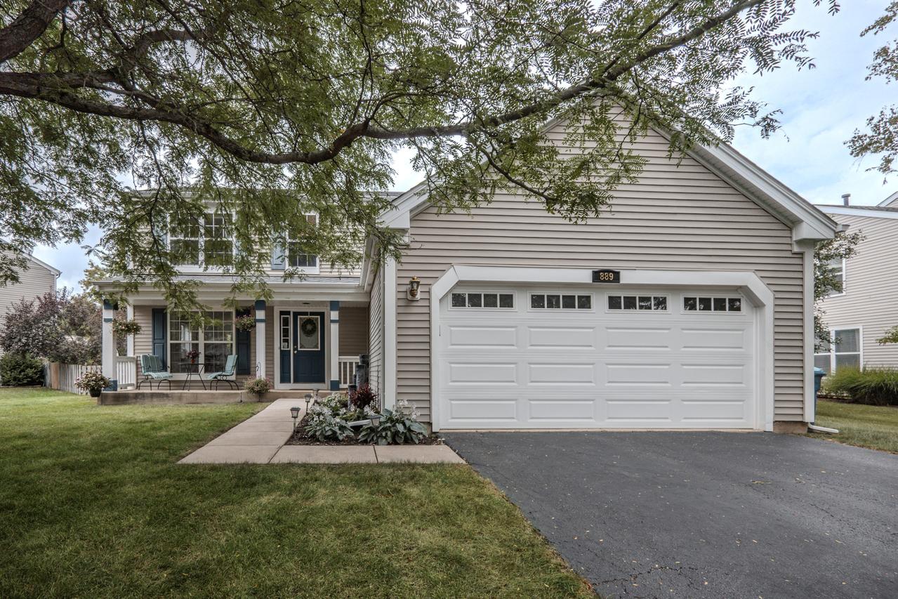 889 Honeysuckle Ln., Aurora, IL 60506