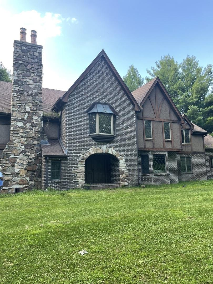 2166 Gustafson Rd., Belvidere, IL 61008
