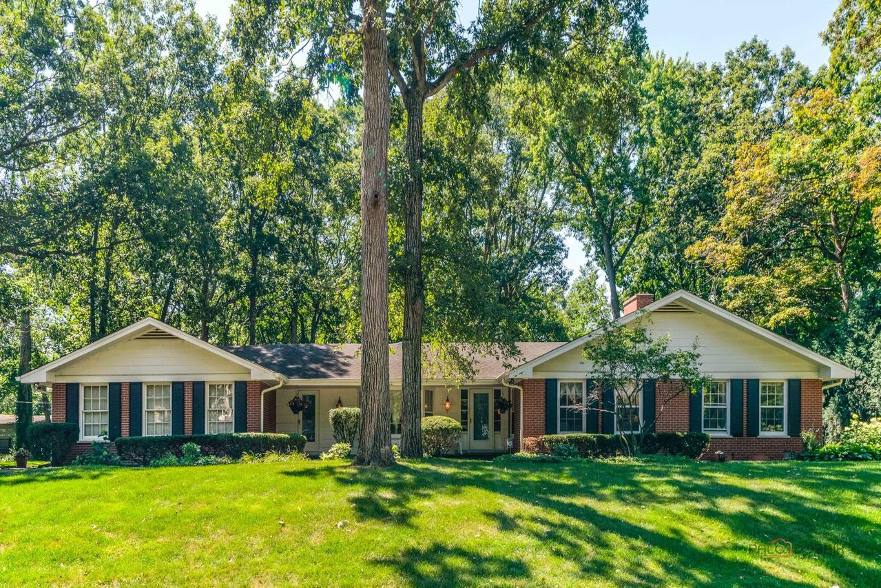 3 Sheffield Ct., Lincolnshire, IL 60069