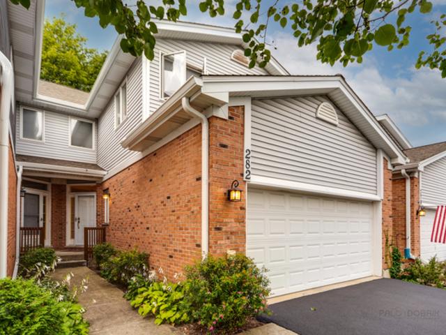 282 Charlotte Ct., Cary, IL 60013