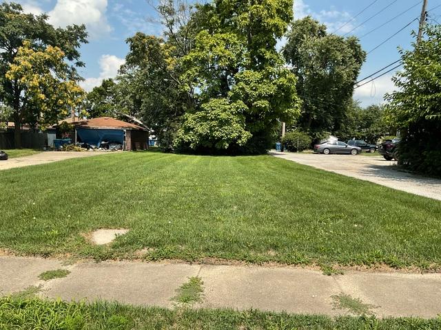 13 W 30th Pl., Steger, IL 60475