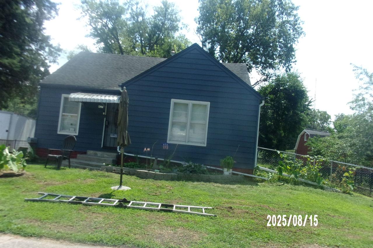 427 E Oak St., Watseka, IL 60970