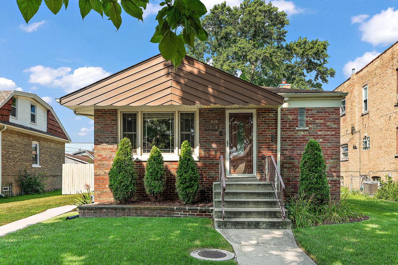 12838 Honore St., Blue Island, IL 60406