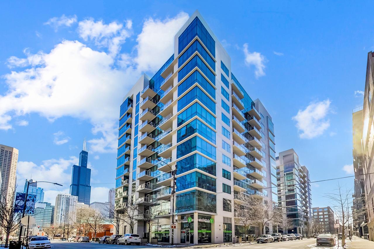123 S Green St. #1101B, Chicago, IL 60607
