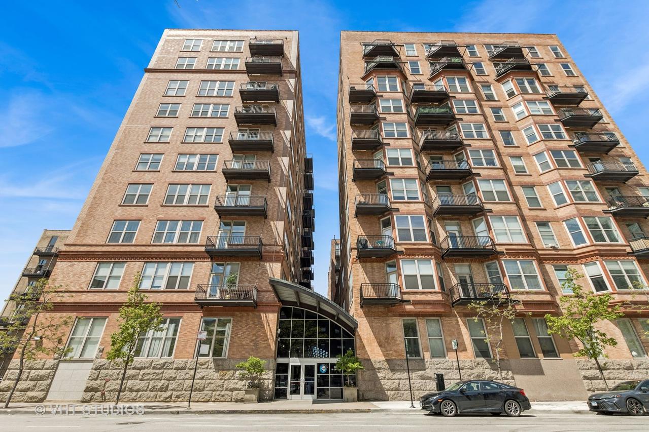 500 S Clinton St. #710, Chicago, IL 60607