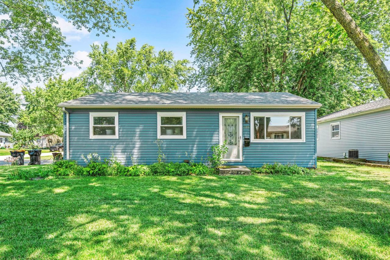 1105 E 5th St., Sandwich, IL 60548