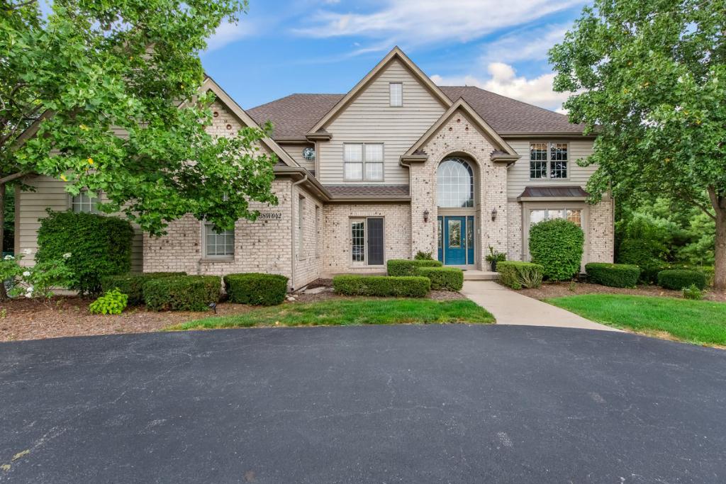 38W042 Mallard Lake Rd., St. Charles, IL 60175