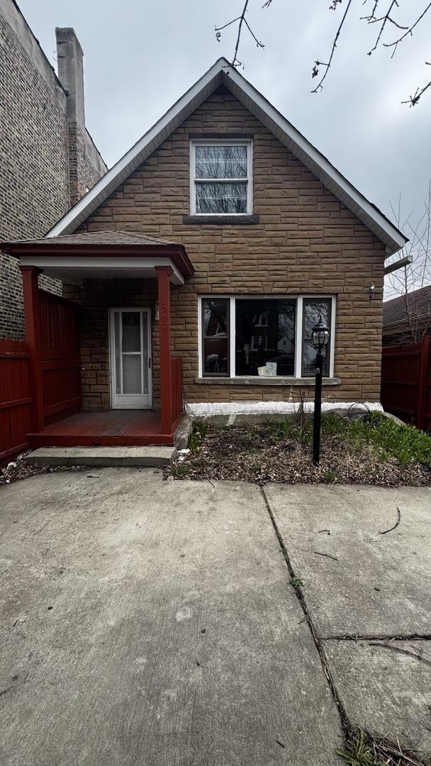 527 N Springfield Ave., Chicago, IL 60624